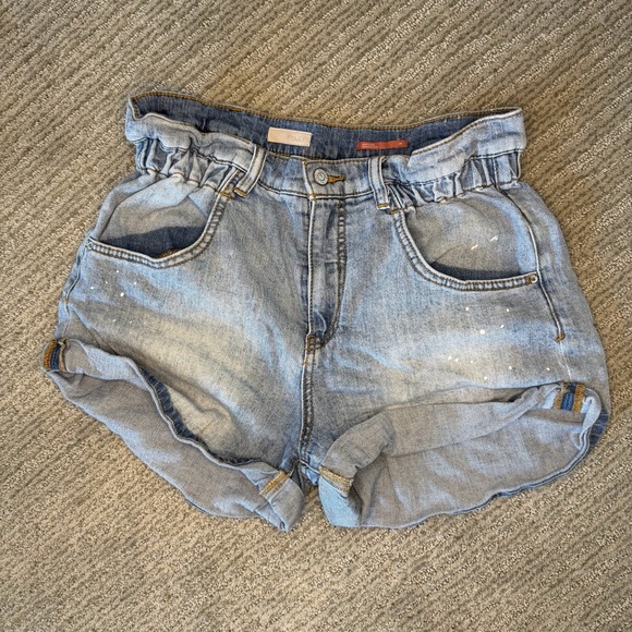 Anthropoloige Pilcro Paperbag Waist Elastic Rolled Jean Shorts, Size 29 - Picture 1 of 3